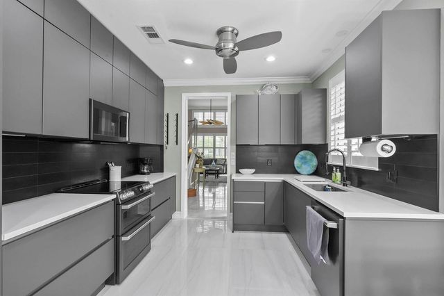 2056 Windward Way, Jupiter, FL 33477