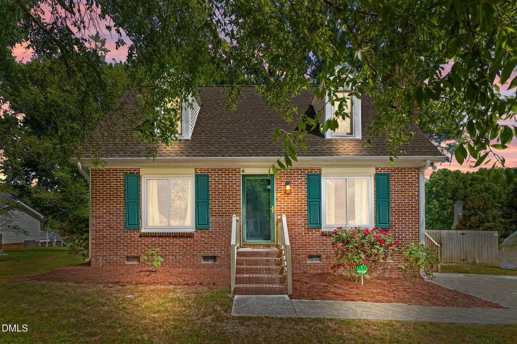 1305 Shakentown Street, Knightdale, NC 27545