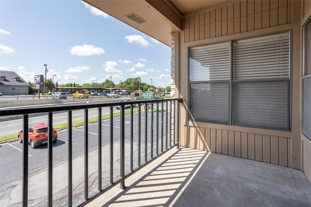 400 E Pearl, Granbury, TX 76048