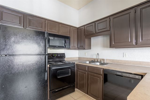 400 E Pearl, Granbury, TX 76048