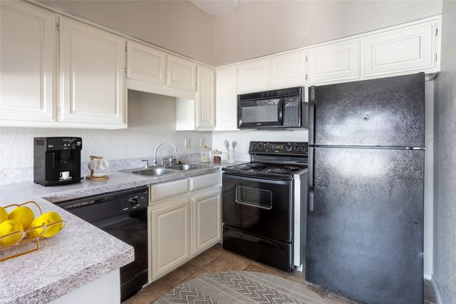 400 E Pearl, Granbury, TX 76048