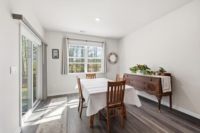 655 Gryffindor Dr., Longs, SC 29568