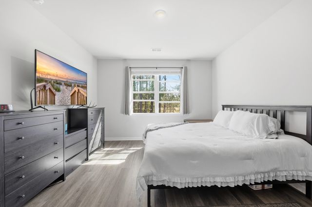 655 Gryffindor Dr., Longs, SC 29568