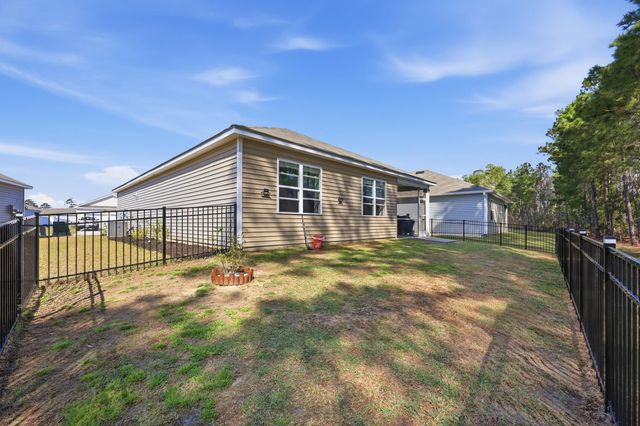 655 Gryffindor Dr., Longs, SC 29568