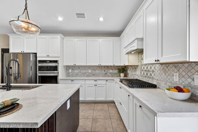3536 E Fairview Street, Gilbert, AZ 85295