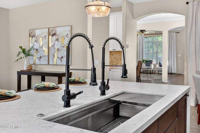 3536 E Fairview Street, Gilbert, AZ 85295