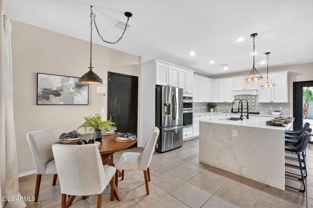 3536 E Fairview Street, Gilbert, AZ 85295