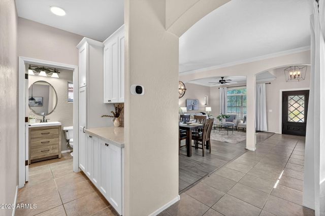 3536 E Fairview Street, Gilbert, AZ 85295