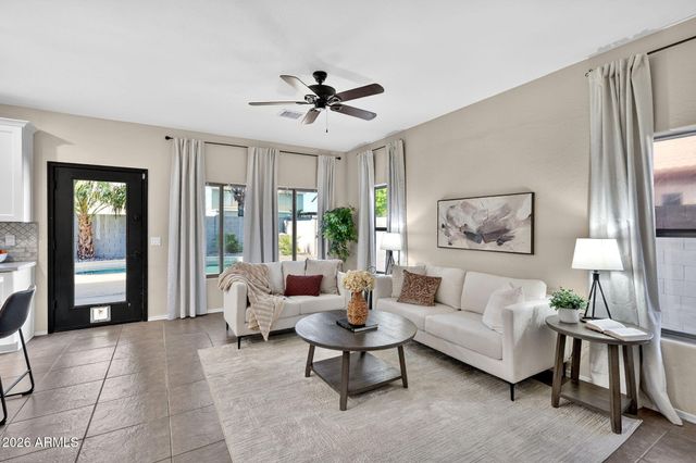 3536 E Fairview Street, Gilbert, AZ 85295