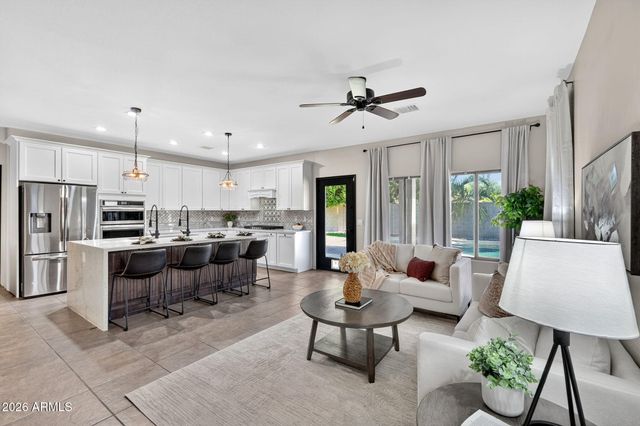 3536 E Fairview Street, Gilbert, AZ 85295