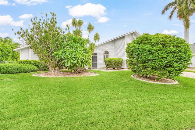 4903 SW 11TH PLACE, Cape Coral, FL 33914