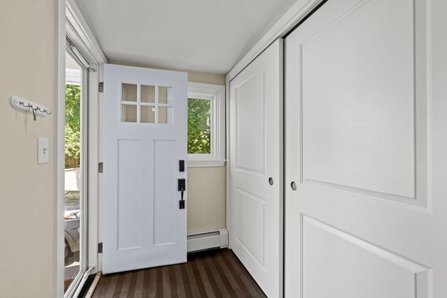 32 Maple Ave, Nahant, MA 01908