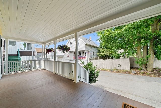 32 Maple Ave, Nahant, MA 01908
