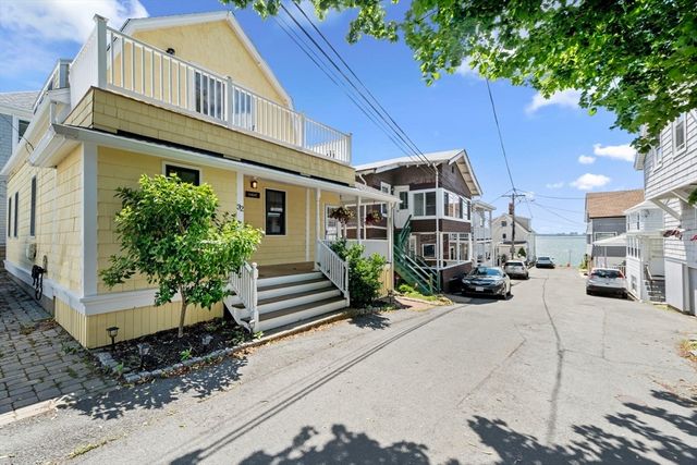 32 Maple Ave, Nahant, MA 01908