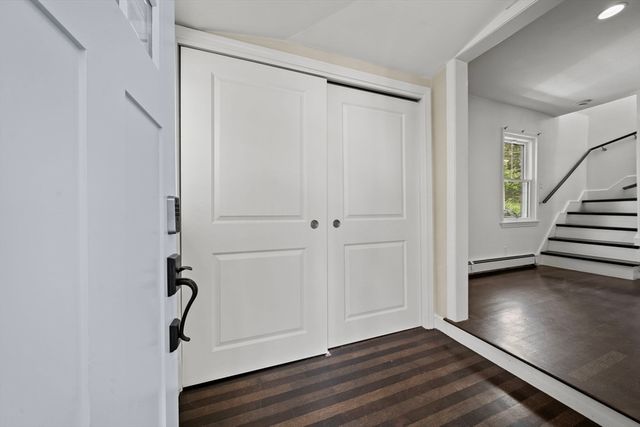 32 Maple Ave, Nahant, MA 01908
