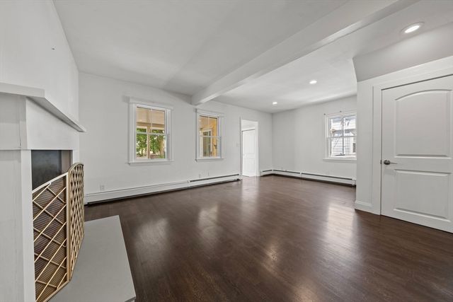 32 Maple Ave, Nahant, MA 01908