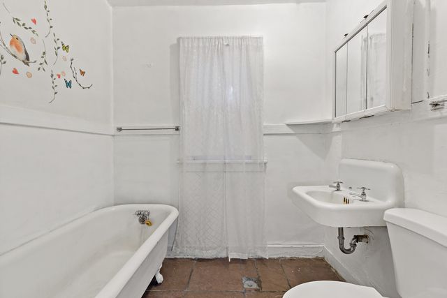 13827 S Wentworth Avenue, Riverdale, IL 60827