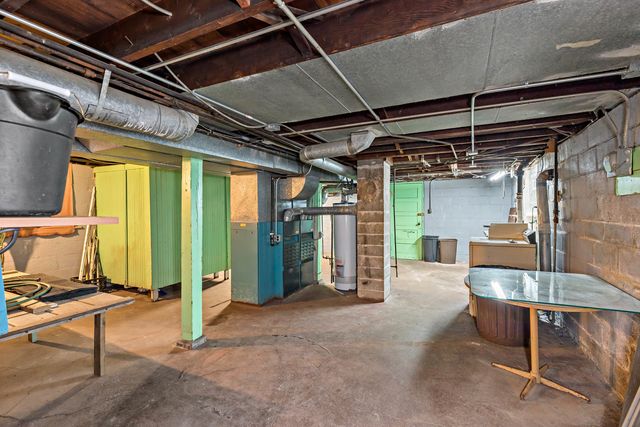 13827 S Wentworth Avenue, Riverdale, IL 60827