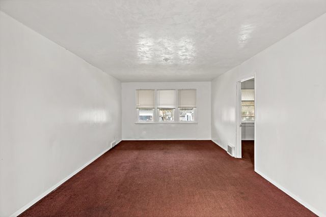 13827 S Wentworth Avenue, Riverdale, IL 60827