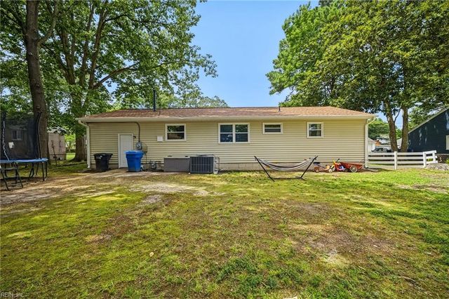 336 Barcelona LN, Virginia Beach, VA 23452