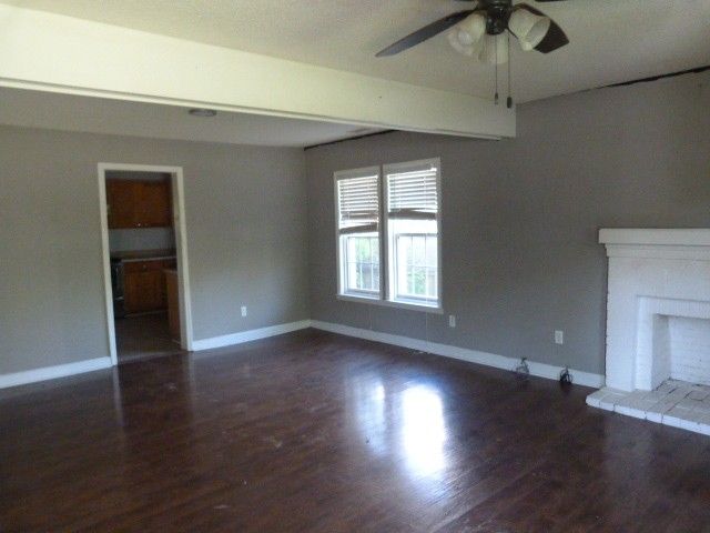 1303 E Lincoln St, Tullahoma, TN 37388