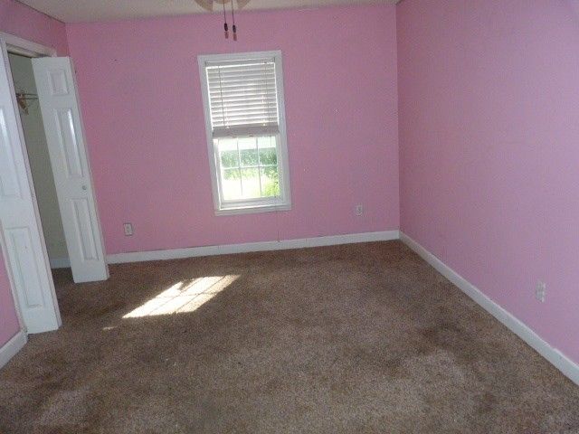 1303 E Lincoln St, Tullahoma, TN 37388