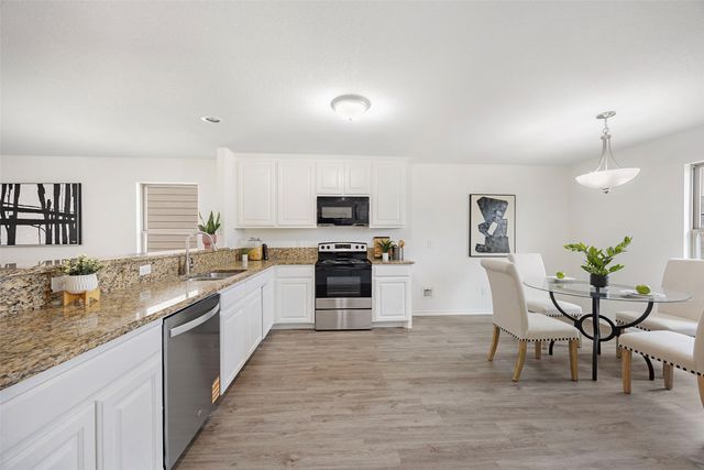 1605 Village Park Trail, Burleson, TX 76028