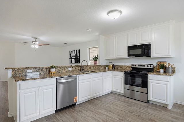 1605 Village Park Trail, Burleson, TX 76028