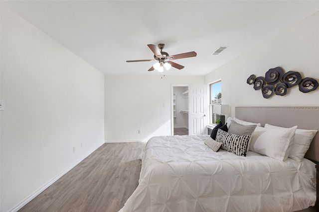 1605 Village Park Trail, Burleson, TX 76028