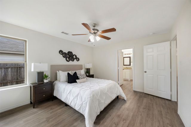 1605 Village Park Trail, Burleson, TX 76028