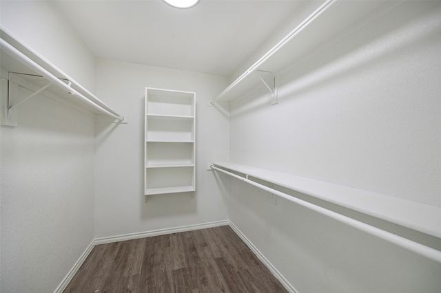 1605 Village Park Trail, Burleson, TX 76028