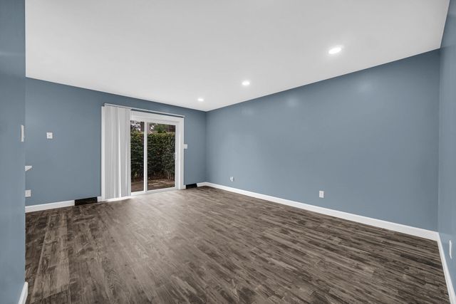 6833 Tyler Street, Merrillville, IN 46410