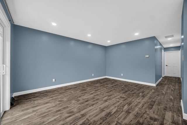 6833 Tyler Street, Merrillville, IN 46410