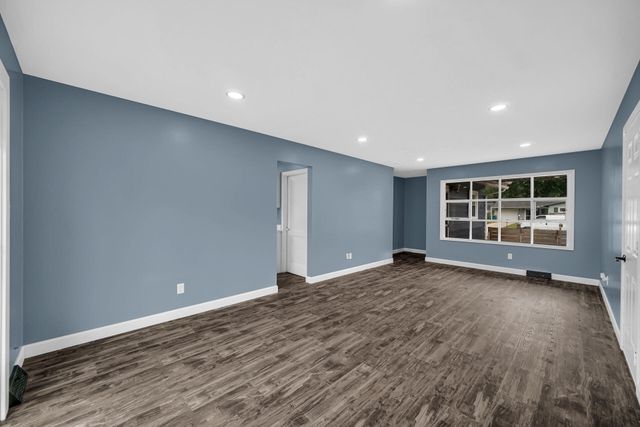 6833 Tyler Street, Merrillville, IN 46410