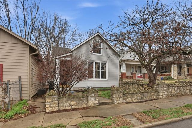 526 Kiowa Street, Leavenworth, KS 66048