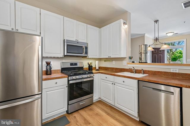 8733 ORCHARD GREEN CT, Odenton, MD 21113