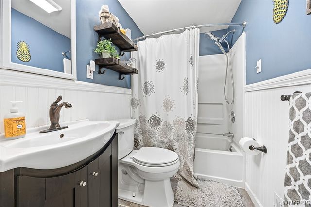 141 North Ellwood Avenue, Tonawanda, NY 14223
