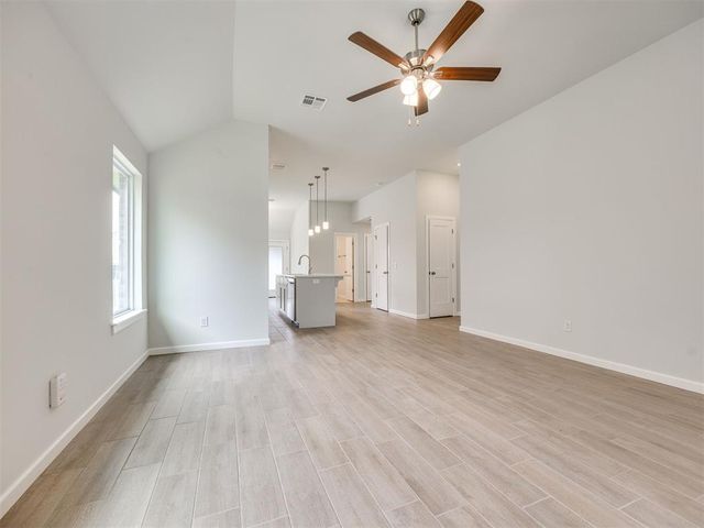 1101 SW 139th Terrace, Oklahoma City, OK 73170