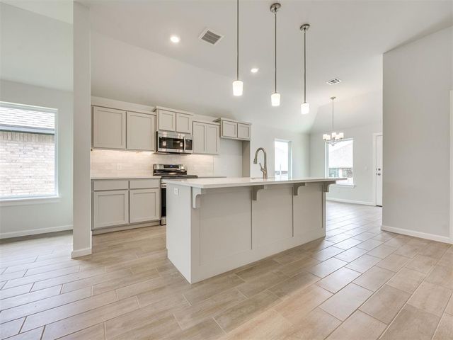 1101 SW 139th Terrace, Oklahoma City, OK 73170