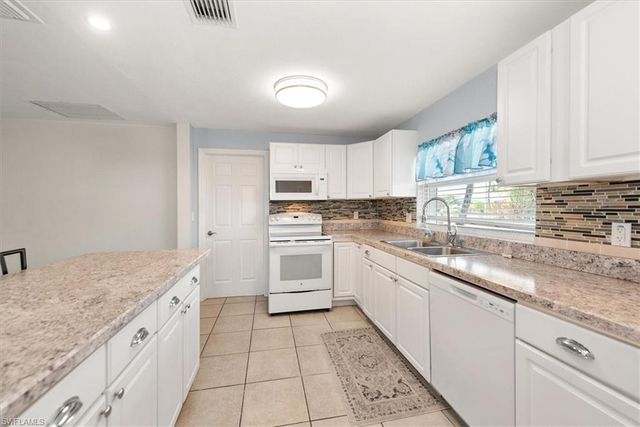 1030 SE 43rd TER, Cape Coral, FL 33904