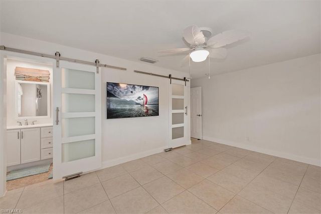 1030 SE 43rd TER, Cape Coral, FL 33904