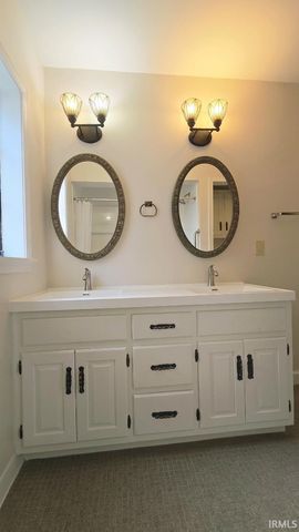 402 S Lincoln Park Drive, Evansville, IN 47714