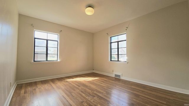 402 S Lincoln Park Drive, Evansville, IN 47714