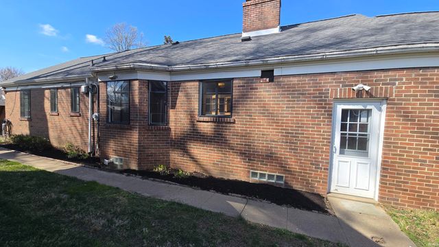 402 S Lincoln Park Drive, Evansville, IN 47714