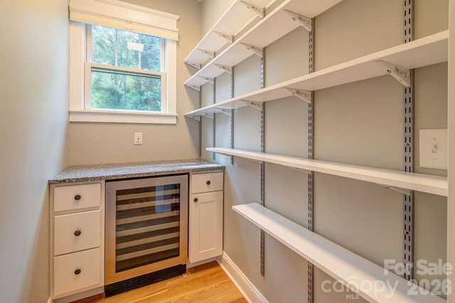 18 Wildwood Park Drive, Weaverville, NC 28787