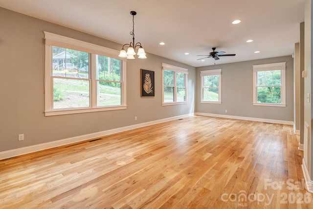 18 Wildwood Park Drive, Weaverville, NC 28787