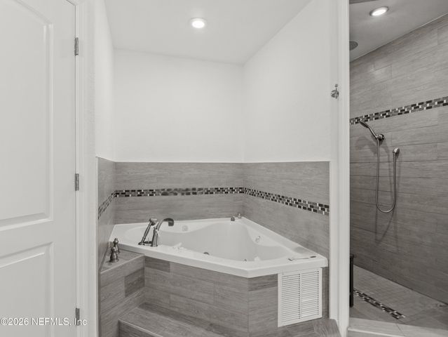 14 WHETSTONE Lane, Palm Coast, FL 32164