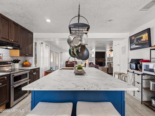 14 WHETSTONE Lane, Palm Coast, FL 32164