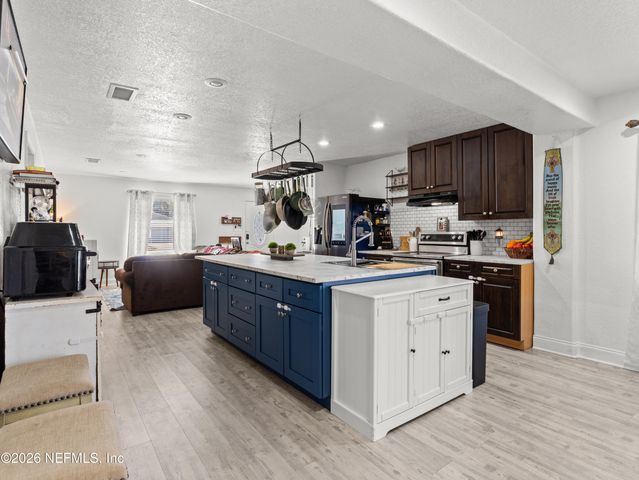 14 WHETSTONE Lane, Palm Coast, FL 32164