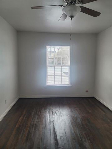 1914 Binz Street C, Houston, TX 77004